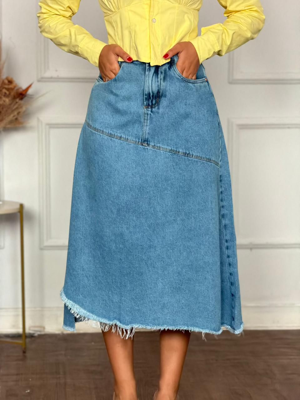 SAIA LIZ MIDI EM JEANS